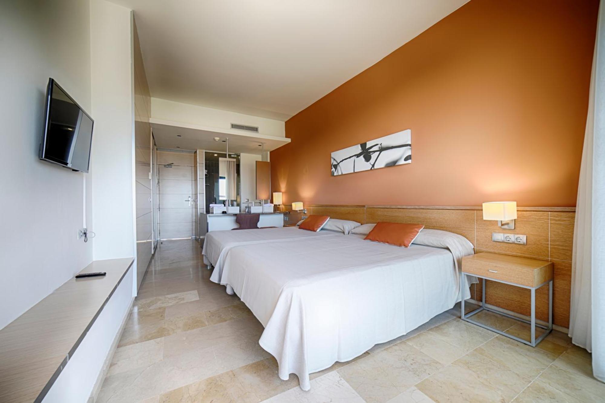 Ohtels Les Oliveres El Perello  ภายนอก รูปภาพ