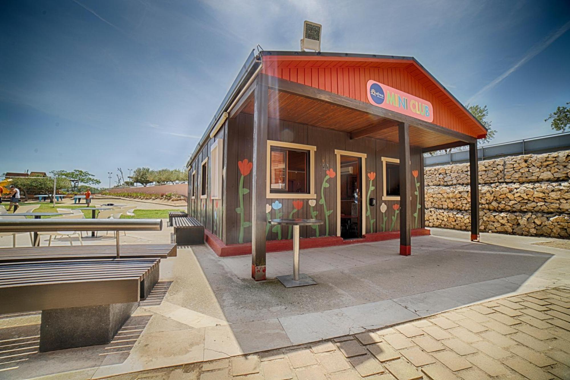 Ohtels Les Oliveres El Perello  ภายนอก รูปภาพ