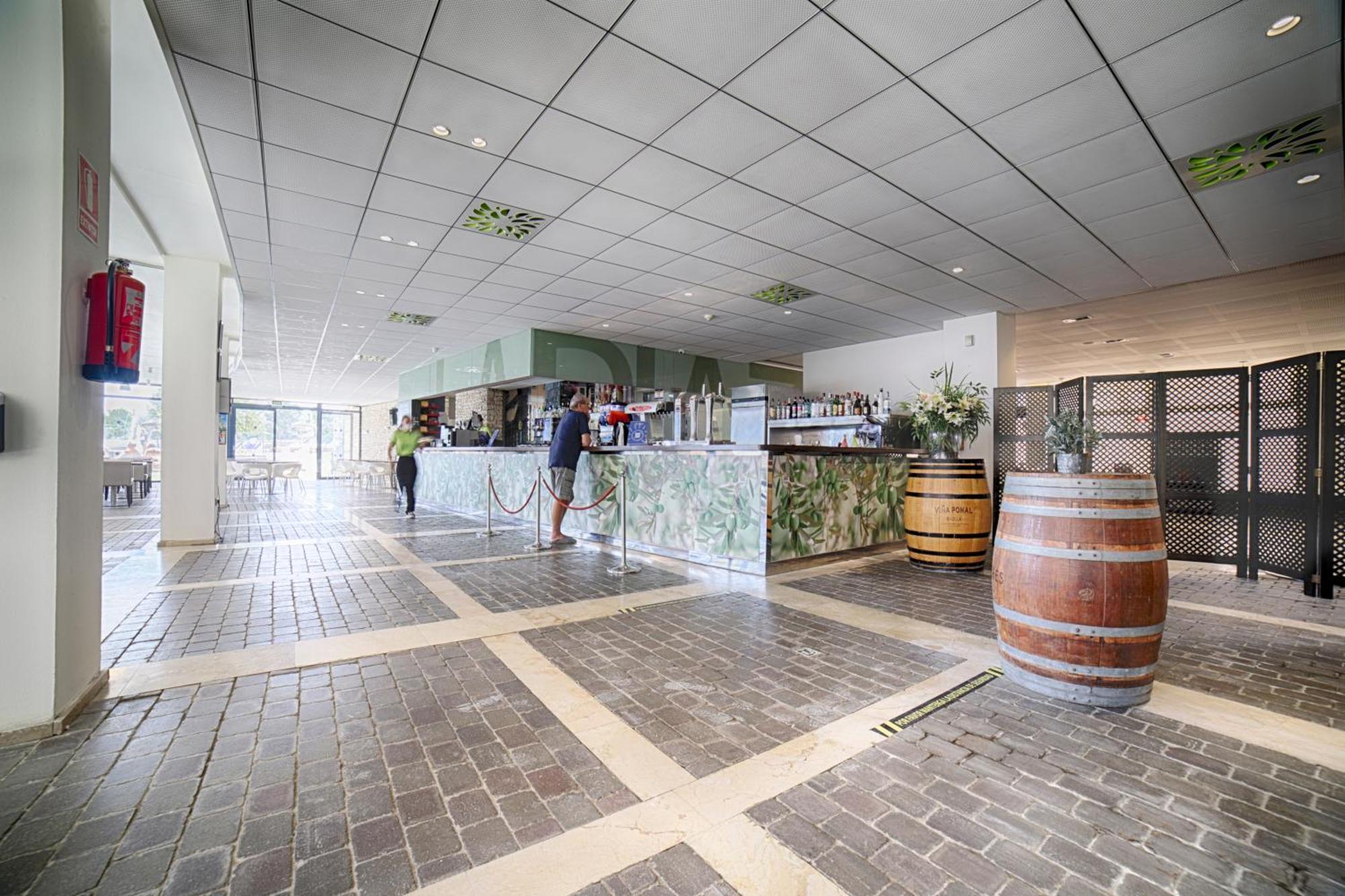 Ohtels Les Oliveres El Perello  ภายนอก รูปภาพ